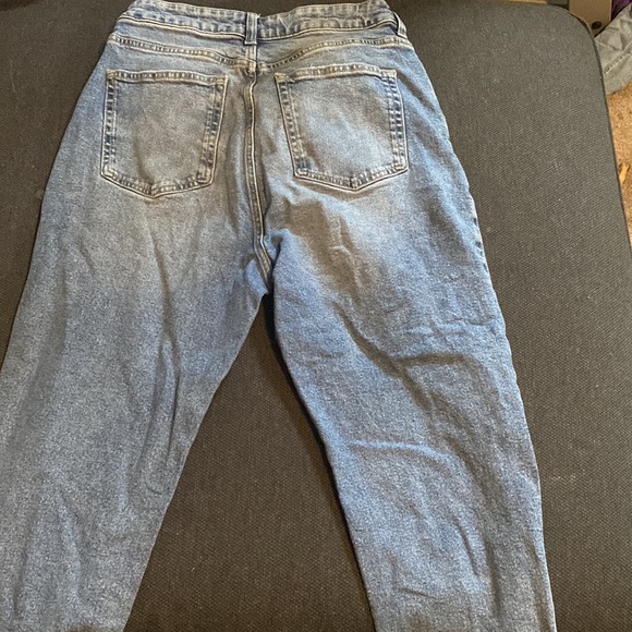 Jeans - Picture 2 of 2